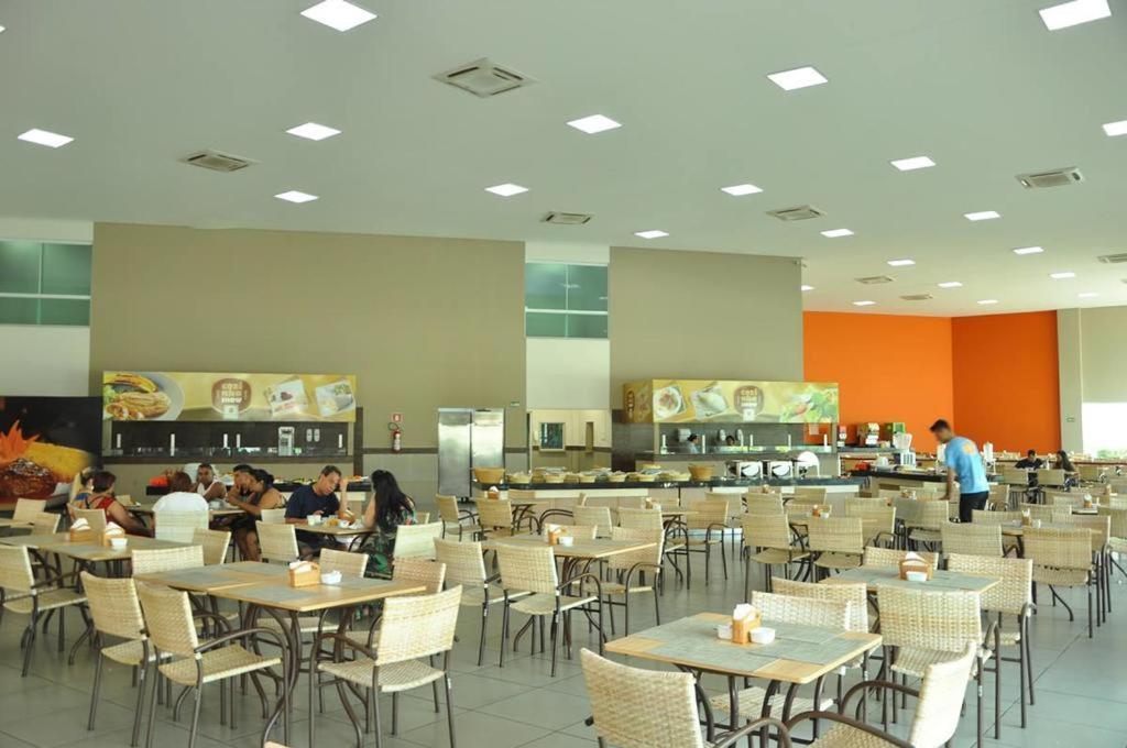 Hotel Riviera Park Caldas Novas Bagian luar foto